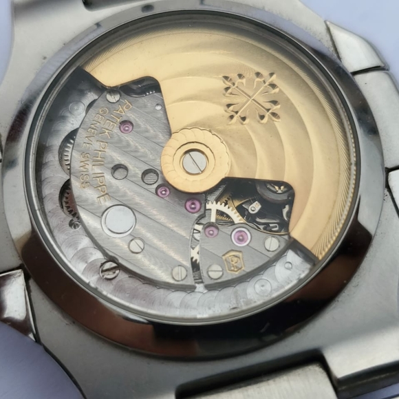 PATEK PHILIPPE NAUTILUS WATCH - Picture 7 of 16